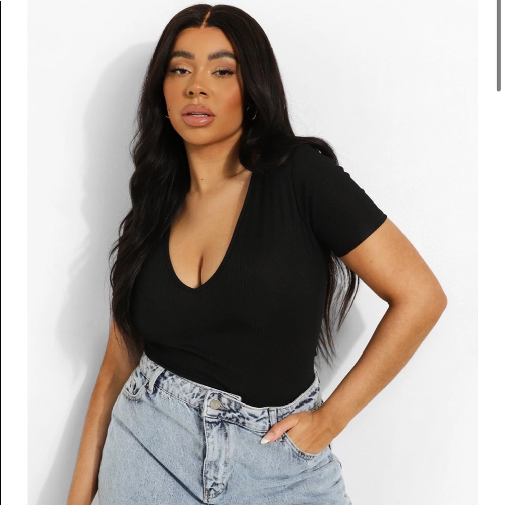 BooHoo Plus Rib Plunge Short Sleeve Bodysuit